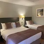 Bay Szálloda 4*