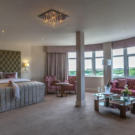 Hotel Bay 4*