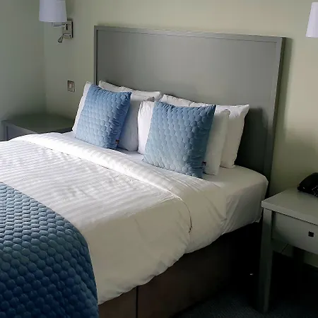 Bay Hotel 4*