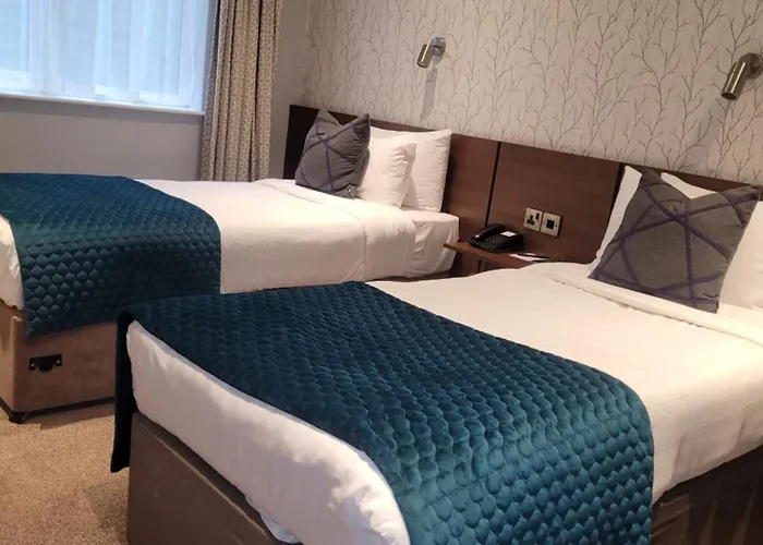 Hotell Bay 4*
